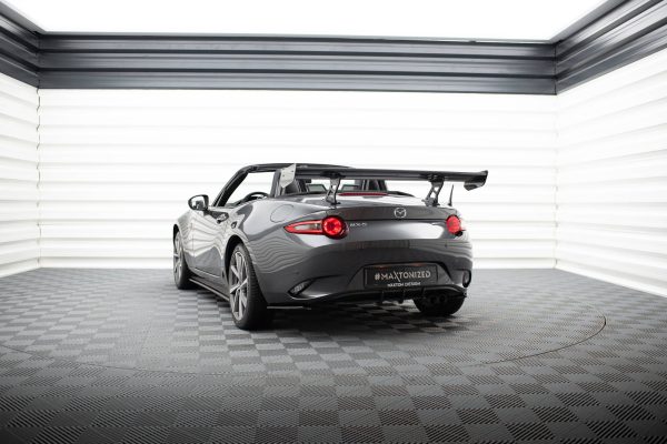 Mazda Mx-5 Nd (mk4) - Aileron traseiro em carbono com suportes | CF-MA-MX5-4-WING5-INT-245-P | Produto Maxton Design distribuído por Unicartuning.