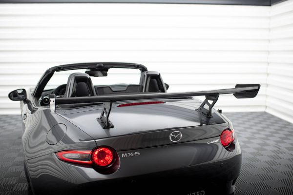Mazda Mx-5 Nd (mk4) - Aileron traseiro em carbono com suportes | CF-MA-MX5-4-WING5-INT-245-P | Produto Maxton Design distribuído por Unicartuning.