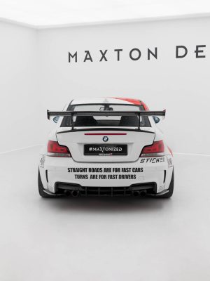 BMW 1 M E82 - Aileron traseiro em carbono com suportes V.1 | CF-BM-1-82-M-WING5-INT-245-P-1 | Produto Maxton Design distribuído por Unicartuning.