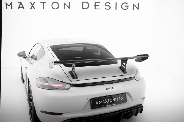 Porsche 718 Cayman 982c - Aileron traseiro em carbono com suportes V.1 | CF-PO-CA-718-GTS-WING5-INT-245-P-1 | Produto Maxton Design distribuído por Unicartuning. Porsche 718 Cayman 982c - Aileron traseiro em carbono com suportes V.1 | CF-PO-CA-718-GTS-WING5-INT-245-P-1 | Produto Maxton Design distribuído por Unicartuning.