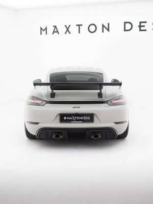 Porsche 718 Cayman 982c - Aileron traseiro em carbono com suportes V.2 | CF-PO-CA-718-GTS-WING5-INT-245-P-2 | Produto Maxton Design distribuído por Unicartuning. Porsche 718 Cayman 982c - Aileron traseiro em carbono com suportes V.2 | CF-PO-CA-718-GTS-WING5-INT-245-P-2 | Produto Maxton Design distribuído por Unicartuning.