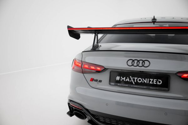 BMW 1 F40 Pack M/ M135i - Aileron traseiro em carbono + LED | CF-AU-S5-2F-C-WING5-UPP-245-P+LED | Produto Maxton Design distribuído por Unicartuning.