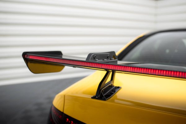 Audi A5 Coupé 8T - Aileron traseiro em carbono + LED | CF-AU-A5-1-WING5-UPP-245-P+LED | Produto Maxton Design distribuído por Unicartuning. Audi A5 Coupé 8T - Aileron traseiro em carbono + LED | CF-AU-A5-1-WING5-UPP-245-P+LED | Produto Maxton Design distribuído por Unicartuning.