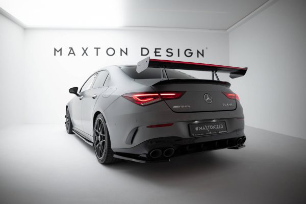 Mercedes-Benz CLE AMG-line C236 - Aileron traseiro em carbono + LED | CF-ME-CLA-118-WING5-UPP-245-P+LED | Produto Maxton Design distribuído por Unicartuning. Mercedes-Benz CLE AMG-line C236 - Aileron traseiro em carbono + LED | CF-ME-CLA-118-WING5-UPP-245-P+LED | Produto Maxton Design distribuído por Unicartuning.