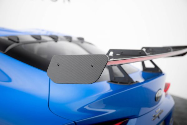 Volkswagen Jetta Gli Mk7 - Aileron traseiro em carbono + LED | CF-TO-SU-5-WING5-UPP-245-P+LED | Produto Maxton Design distribuído por Unicartuning. Volkswagen Jetta Gli Mk7 - Aileron traseiro em carbono + LED | CF-TO-SU-5-WING5-UPP-245-P+LED | Produto Maxton Design distribuído por Unicartuning.