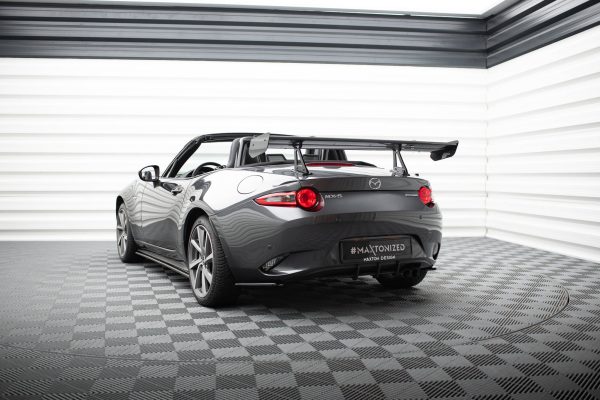 Mazda Mx-5 Nd (mk4) - Aileron traseiro em carbono | CF-MA-MX5-4-WING5-UPP-245-P | Produto Maxton Design distribuído por Unicartuning. Mazda Mx-5 Nd (mk4) - Aileron traseiro em carbono | CF-MA-MX5-4-WING5-UPP-245-P | Produto Maxton Design distribuído por Unicartuning.