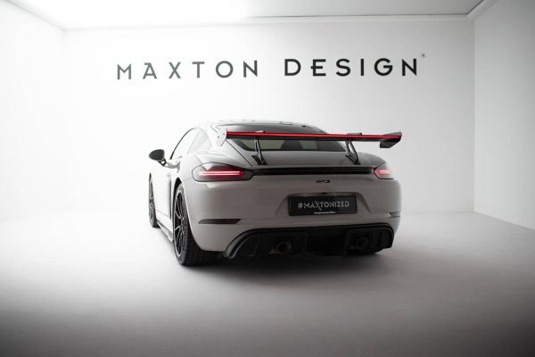 Porsche 718 Cayman 982c - Aileron traseiro em carbono V.1 + LED | CF-PO-CA-718-GTS-WING5-UPP-245-P+LED-1 | Produto Maxton Design distribuído por Unicartuning. Porsche 718 Cayman 982c - Aileron traseiro em carbono V.1 + LED | CF-PO-CA-718-GTS-WING5-UPP-245-P+LED-1 | Produto Maxton Design distribuído por Unicartuning.