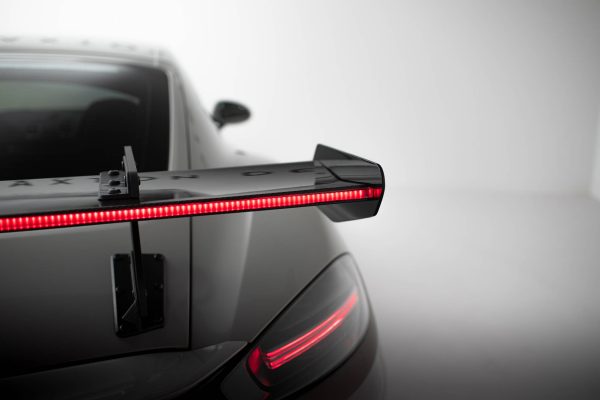 Porsche 718 Cayman 982c - Aileron traseiro em carbono V.1 + LED | CF-PO-CA-718-GTS-WING5-UPP-245-P+LED-1 | Produto Maxton Design distribuído por Unicartuning. Porsche 718 Cayman 982c - Aileron traseiro em carbono V.1 + LED | CF-PO-CA-718-GTS-WING5-UPP-245-P+LED-1 | Produto Maxton Design distribuído por Unicartuning.