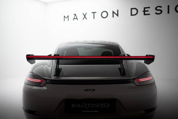 Porsche 718 Cayman 982c - Aileron traseiro em carbono V.2 + LED | CF-PO-CA-718-GTS-WING5-UPP-245-P+LED-2 | Produto Maxton Design distribuído por Unicartuning. Porsche 718 Cayman 982c - Aileron traseiro em carbono V.2 + LED | CF-PO-CA-718-GTS-WING5-UPP-245-P+LED-2 | Produto Maxton Design distribuído por Unicartuning.