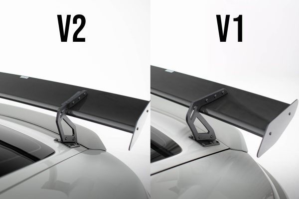 Tesla Model 3 - Aileron traseiro em carbono V.2 | CF-PO-CA-718-GTS-WING5-UPP-245-P-2 | Produto Maxton Design distribuído por Unicartuning. Tesla Model 3 - Aileron traseiro em carbono V.2 | CF-PO-CA-718-GTS-WING5-UPP-245-P-2 | Produto Maxton Design distribuído por Unicartuning.