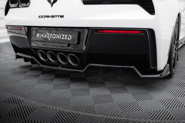 Chevrolet Corvette Stingray C7 - Central Difusor traseiro | CH-CO-C7-RD3G+RD2G | Produto Maxton Design distribuído por Unicartuning. Chevrolet Corvette Stingray C7 - Central Difusor traseiro | CH-CO-C7-RD3G+RD2G | Produto Maxton Design distribuído por Unicartuning.