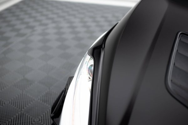 Ford Fiesta ST-line Mk7 Fl - Pestanas V.2 | FO-FI-7F-ST-L2G | Produto Maxton Design distribuído por Unicartuning. Ford Fiesta ST-line Mk7 Fl - Pestanas V.2 | FO-FI-7F-ST-L2G | Produto Maxton Design distribuído por Unicartuning.