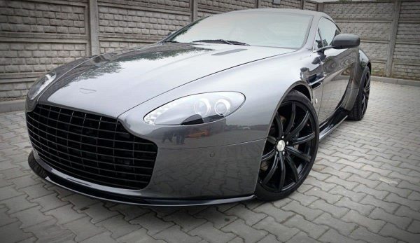 Aston Martin V8 Vantage - Pára-choques frontal | AM-V8-VA-1-F1F | Produto Maxton Design distribuído por Unicartuning. Aston Martin V8 Vantage - Pára-choques frontal | AM-V8-VA-1-F1F | Produto Maxton Design distribuído por Unicartuning.