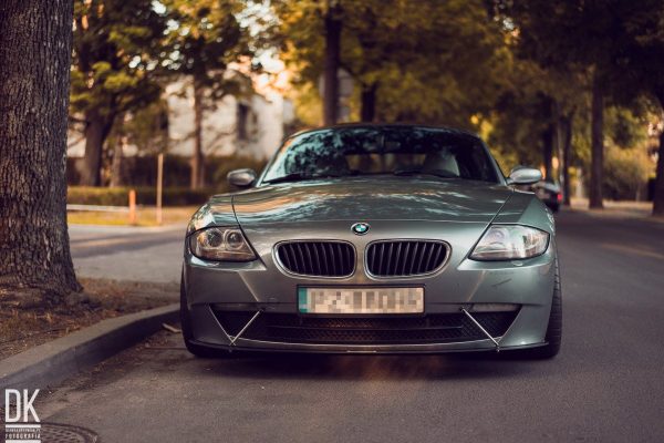 BMW Z4 Coupé E86 - Lâmina frontal RACING | BM-Z4-86-C-CNC-FD1A | Produto Maxton Design distribuído por Unicartuning. BMW Z4 Coupé E86 - Lâmina frontal RACING | BM-Z4-86-C-CNC-FD1A | Produto Maxton Design distribuído por Unicartuning.