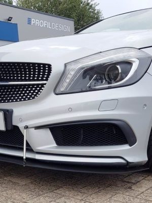 Mercedes-Benz CLA 45 AMG C117 (pre-facelift) - Lâmina frontal RACING | ME-CLA-117-AMG-CNC-FD1A | Produto Maxton Design distribuído por Unicartuning. Mercedes-Benz CLA 45 AMG C117 (pre-facelift) - Lâmina frontal RACING | ME-CLA-117-AMG-CNC-FD1A | Produto Maxton Design distribuído por Unicartuning.