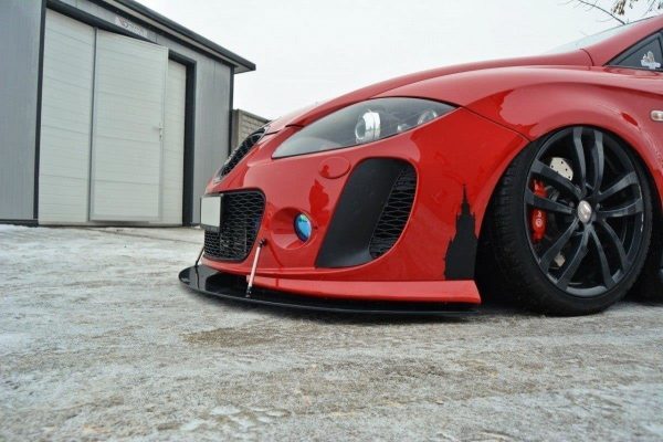 Seat Leon Mk2 MS Design - Lâmina frontal RACING V.1 | SE-LE-2-MS-CNC-FD1A | Produto Maxton Design distribuído por Unicartuning. Seat Leon Mk2 MS Design - Lâmina frontal RACING V.1 | SE-LE-2-MS-CNC-FD1A | Produto Maxton Design distribuído por Unicartuning.
