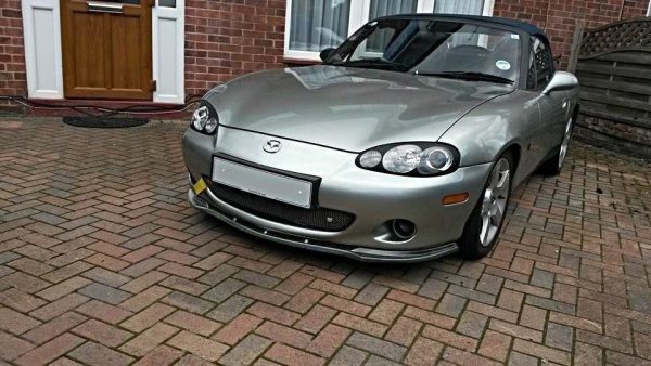 Mazda Mx5 Hardtop Nc (mk3) - Lâmina frontal | MA-MX5-2F-FD1G | Produto Maxton Design distribuído por Unicartuning. Mazda Mx5 Hardtop Nc (mk3) - Lâmina frontal | MA-MX5-2F-FD1G | Produto Maxton Design distribuído por Unicartuning.