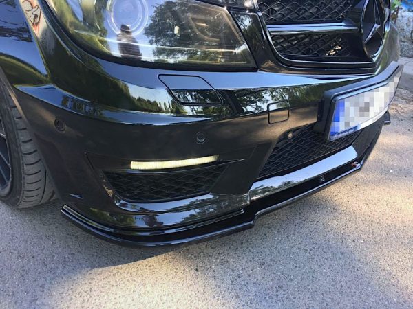 Mercedes-Benz C Sedan W204 / C Coupé C204 - Lâmina frontal | ME-C-204F-AMG-FD1G | Produto Maxton Design distribuído por Unicartuning. Mercedes-Benz C Sedan W204 / C Coupé C204 - Lâmina frontal | ME-C-204F-AMG-FD1G | Produto Maxton Design distribuído por Unicartuning.