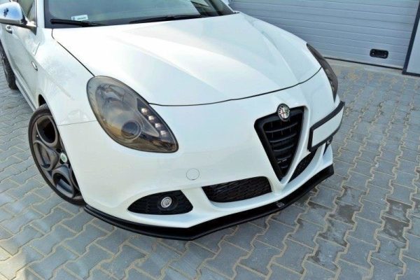 Alfa Romeo Giulietta - Lâmina frontal V.1 | AL-GU-1-FD1G | Produto Maxton Design distribuído por Unicartuning.
