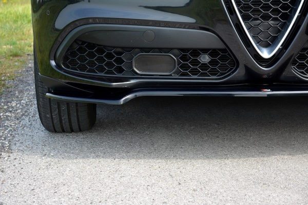 Alfa Romeo Stelvio - Lâmina frontal V.1 | AL-ST-1-FD1G | Produto Maxton Design distribuído por Unicartuning. Alfa Romeo Stelvio - Lâmina frontal V.1 | AL-ST-1-FD1G | Produto Maxton Design distribuído por Unicartuning.