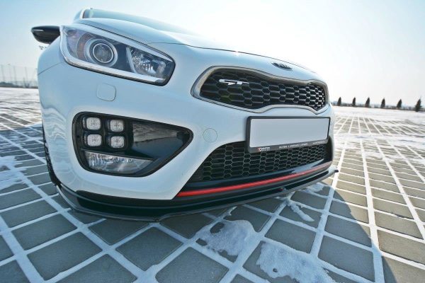 Kia Cee'd / Pro Cee'd GT Mk2 - Lâmina frontal V.1 | KI-CE-2-GT-FD1G | Produto Maxton Design distribuído por Unicartuning. Kia Cee'd / Pro Cee'd GT Mk2 - Lâmina frontal V.1 | KI-CE-2-GT-FD1G | Produto Maxton Design distribuído por Unicartuning.