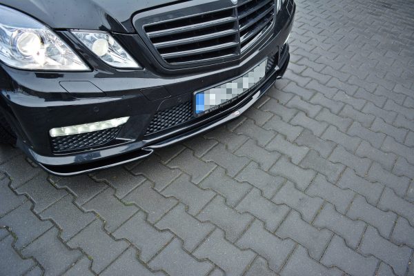 Mercedes-Benz E63 AMG W212 - Lâmina frontal V.1 | ME-E-212-AMG-FD1G | Produto Maxton Design distribuído por Unicartuning.