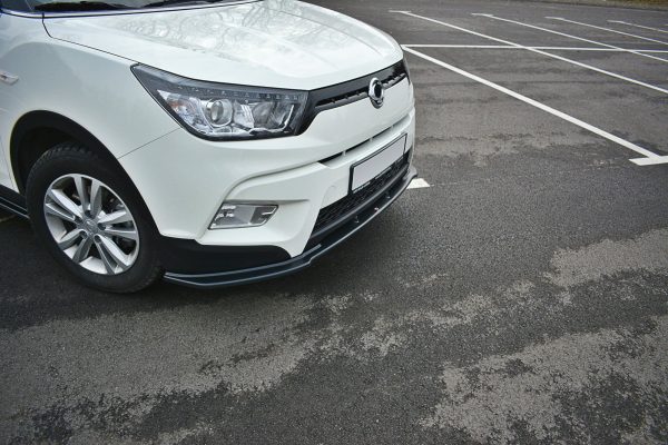 Ssangyong Tivoli - Lâmina frontal V.1 | SY-TI-1-FD1G | Produto Maxton Design distribuído por Unicartuning. Ssangyong Tivoli - Lâmina frontal V.1 | SY-TI-1-FD1G | Produto Maxton Design distribuído por Unicartuning.
