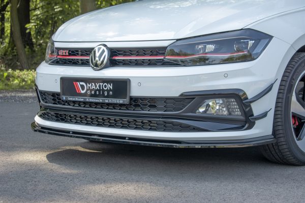Volkswagen Polo GTI / R-line Mk6 - Lâmina frontal V.1 | VW-PO-6-GTI-FD1G | Produto Maxton Design distribuído por Unicartuning. Volkswagen Polo GTI / R-line Mk6 - Lâmina frontal V.1 | VW-PO-6-GTI-FD1G | Produto Maxton Design distribuído por Unicartuning.