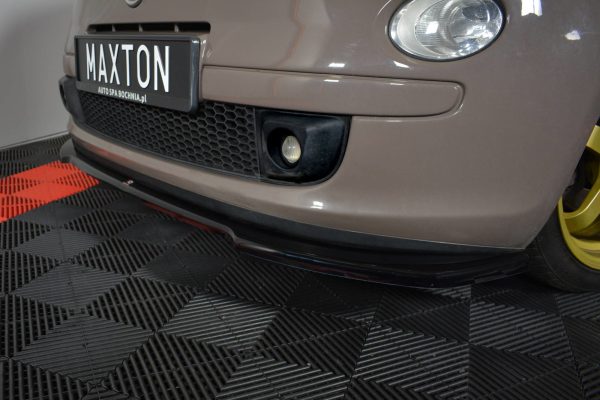 Fiat 500 Hatchback Preface - Lâmina frontal V.2 | FI-500-FD2G | Produto Maxton Design distribuído por Unicartuning. Fiat 500 Hatchback Preface - Lâmina frontal V.2 | FI-500-FD2G | Produto Maxton Design distribuído por Unicartuning.