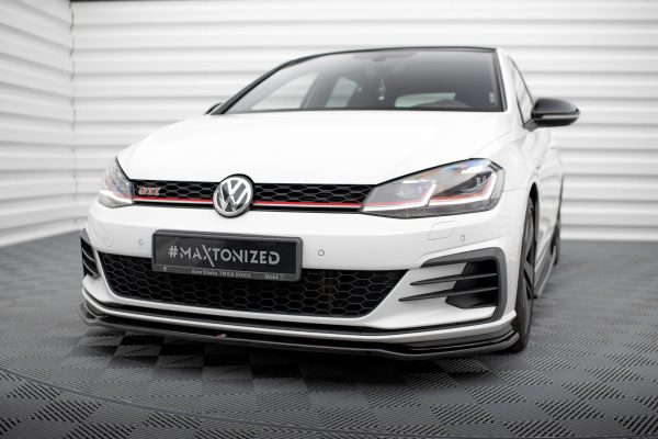 Volkswagen Golf GTI Mk7 (facelift) - Lâmina frontal V.2 | VW-GO-7F-GTI-FD2G | Produto Maxton Design distribuído por Unicartuning. Volkswagen Golf GTI Mk7 (facelift) - Lâmina frontal V.2 | VW-GO-7F-GTI-FD2G | Produto Maxton Design distribuído por Unicartuning.