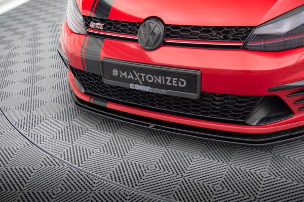 Volkswagen Golf Mk7 GTI ClubSport - Lâmina frontal | VW-GO-7-GTI-CS-FD1G | Produto Maxton Design distribuído por Unicartuning. Volkswagen Golf Mk7 GTI ClubSport - Lâmina frontal | VW-GO-7-GTI-CS-FD1G | Produto Maxton Design distribuído por Unicartuning.