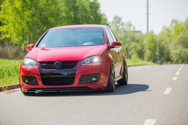 Volkswagen Golf V Mk6 GTI Look Abs Plastic - Lâmina frontal | VW-GO-5-30TH-FD1G | Produto Maxton Design distribuído por Unicartuning. Volkswagen Golf V Mk6 GTI Look Abs Plastic - Lâmina frontal | VW-GO-5-30TH-FD1G | Produto Maxton Design distribuído por Unicartuning.