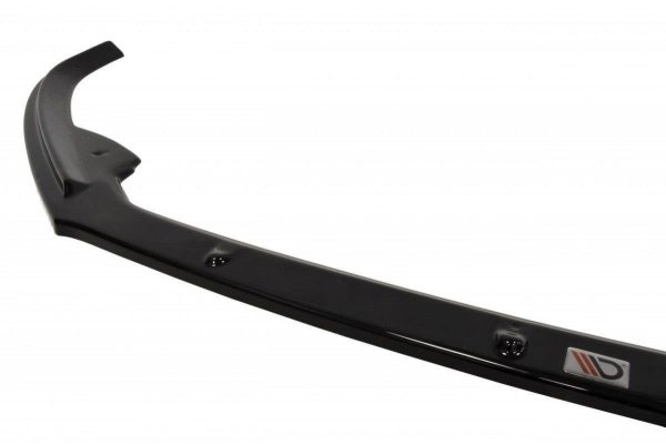 Volkswagen Jetta Mk6 Sedan Preface - Lâmina frontal | VW-JE-6-GLI-FD1G | Produto Maxton Design distribuído por Unicartuning. Volkswagen Jetta Mk6 Sedan Preface - Lâmina frontal | VW-JE-6-GLI-FD1G | Produto Maxton Design distribuído por Unicartuning.