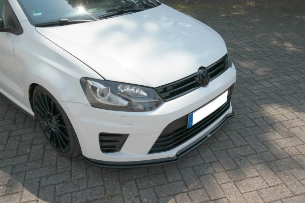 Volkswagen Polo WRC Mk5 - Lâmina frontal | VW-PO-5-WRC-FD1G | Produto Maxton Design distribuído por Unicartuning. Volkswagen Polo WRC Mk5 - Lâmina frontal | VW-PO-5-WRC-FD1G | Produto Maxton Design distribuído por Unicartuning.