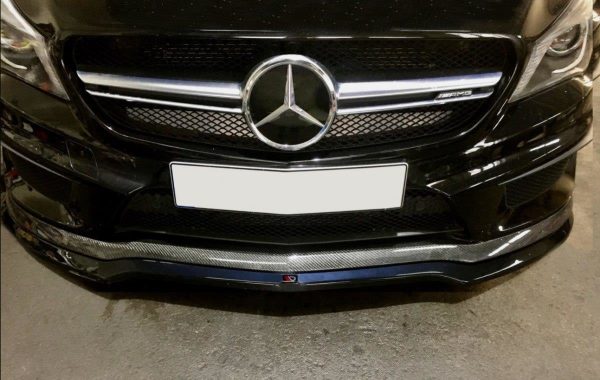 Mercedes-Benz CLA 45 AMG C117 (pre-facelift) - Lâmina frontal V.1 | ME-CLA-117-AMG-FD1G | Produto Maxton Design distribuído por Unicartuning. Mercedes-Benz CLA 45 AMG C117 (pre-facelift) - Lâmina frontal V.1 | ME-CLA-117-AMG-FD1G | Produto Maxton Design distribuído por Unicartuning.