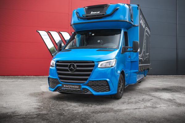 Mercedes-Benz Sprinter Mk3 - Pára-choques frontal | ME-SP-3-F1F | Produto Maxton Design distribuído por Unicartuning. Mercedes-Benz Sprinter Mk3 - Pára-choques frontal | ME-SP-3-F1F | Produto Maxton Design distribuído por Unicartuning.
