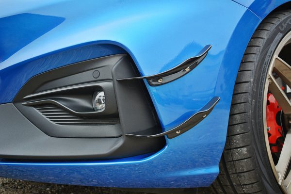 Ford Focus Hatchback ST Mk4 - Lâminas laterais frontais | FO-FO-4-ST-CAN1 | Produto Maxton Design distribuído por Unicartuning. Ford Focus Hatchback ST Mk4 - Lâminas laterais frontais | FO-FO-4-ST-CAN1 | Produto Maxton Design distribuído por Unicartuning.