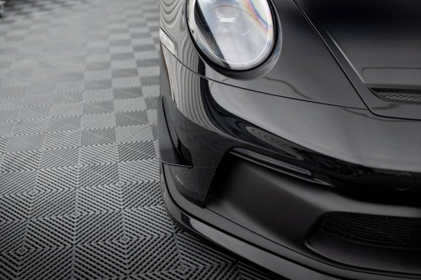 Porsche 911 992 GT3 - Lâminas laterais frontais | PO-911-992-GT3-CAN1 | Produto Maxton Design distribuído por Unicartuning. Porsche 911 992 GT3 - Lâminas laterais frontais | PO-911-992-GT3-CAN1 | Produto Maxton Design distribuído por Unicartuning.