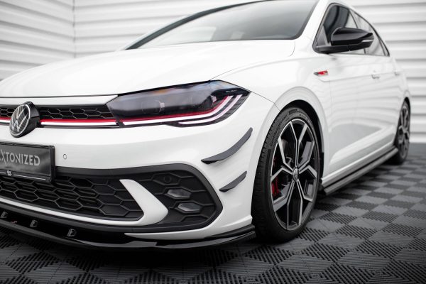 Volkswagen Polo GTI Mk6 - Lâminas laterais frontais | VW-PO-6F-GTI-CAN1 | Produto Maxton Design distribuído por Unicartuning. Volkswagen Polo GTI Mk6 - Lâminas laterais frontais | VW-PO-6F-GTI-CAN1 | Produto Maxton Design distribuído por Unicartuning.