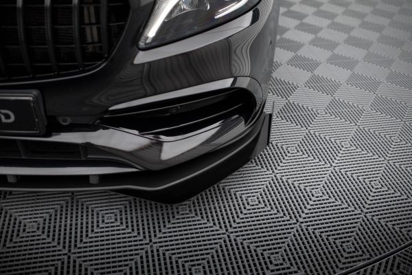 Mercedes-Benz Classe A AMG-line W176 (facelift) - Splitters frontais | MEA176FAMGLINECNC-FSF1G | Produto Maxton Design distribuído por Unicartuning. Mercedes-Benz Classe A AMG-line W176 (facelift) - Splitters frontais | MEA176FAMGLINECNC-FSF1G | Produto Maxton Design distribuído por Unicartuning.