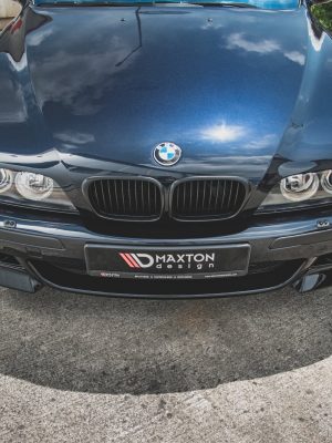 BMW M5 / 5 Pack M E39 - Splitters frontais laterais | BM-5-39-M-FDS1G | Produto Maxton Design distribuído por Unicartuning.