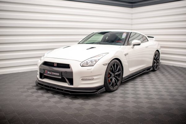 Nissan GTR R35 (facelift) - Lâmina frontal + Splitters | NI-GTR-4F2-FD1G+FSF | Produto Maxton Design distribuído por Unicartuning.