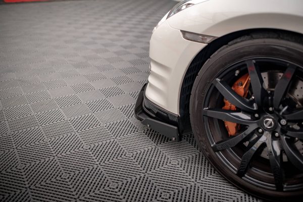 Nissan GTR R35 (facelift) - Lâmina frontal + Splitters | NI-GTR-4F2-FD1G+FSF | Produto Maxton Design distribuído por Unicartuning.