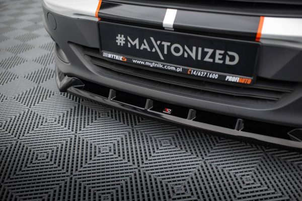 Ford Transit Courier Mk1 - Lâmina frontal | FO-TR-COU-1-FD1G | Produto Maxton Design distribuído por Unicartuning. Ford Transit Courier Mk1 - Lâmina frontal | FO-TR-COU-1-FD1G | Produto Maxton Design distribuído por Unicartuning.