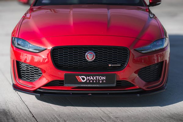 Jaguar Xe R-dynamic X760 (facelift) - Lâmina frontal | JA-XE-1F-RDYNAMIC-FD1G | Produto Maxton Design distribuído por Unicartuning. Jaguar Xe R-dynamic X760 (facelift) - Lâmina frontal | JA-XE-1F-RDYNAMIC-FD1G | Produto Maxton Design distribuído por Unicartuning.
