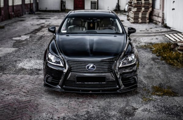 Lexus Ls Long Wheelbase Mk4 (facelift) - Lâmina frontal | LE-LS-4F-FD1G | Produto Maxton Design distribuído por Unicartuning. Lexus Ls Long Wheelbase Mk4 (facelift) - Lâmina frontal | LE-LS-4F-FD1G | Produto Maxton Design distribuído por Unicartuning.