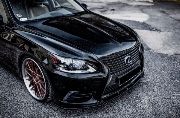 Lexus Ls Long Wheelbase Mk4 (facelift) - Lâmina frontal | LE-LS-4F-FD1G | Produto Maxton Design distribuído por Unicartuning. Lexus Ls Long Wheelbase Mk4 (facelift) - Lâmina frontal | LE-LS-4F-FD1G | Produto Maxton Design distribuído por Unicartuning.
