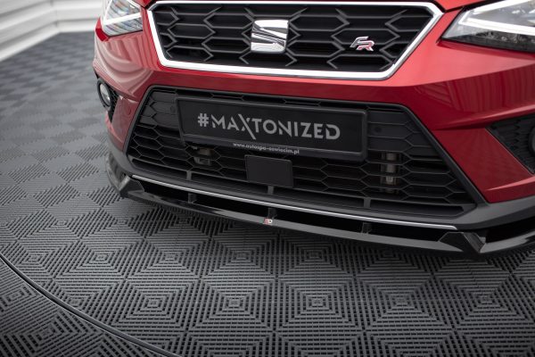 Seat Arona FR Mk1 - Lâmina frontal | SE-AR-1-FR-FD1G | Produto Maxton Design distribuído por Unicartuning. Seat Arona FR Mk1 - Lâmina frontal | SE-AR-1-FR-FD1G | Produto Maxton Design distribuído por Unicartuning.