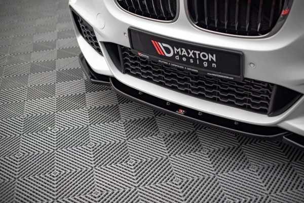 BMW X1 Pack M F48 - Lâmina frontal V.1 | BM-X1-48-MPACK-FD1G | Produto Maxton Design distribuído por Unicartuning. BMW X1 Pack M F48 - Lâmina frontal V.1 | BM-X1-48-MPACK-FD1G | Produto Maxton Design distribuído por Unicartuning.