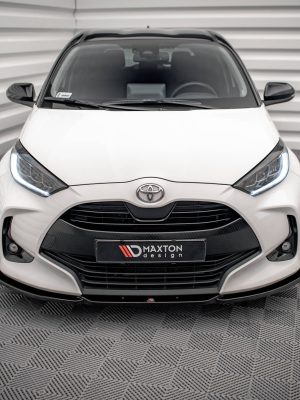 Toyota Yaris Mk4 - Lâmina frontal V.1 + Splitters | TO-YA-4-FD1G+FSF | Produto Maxton Design distribuído por Unicartuning.